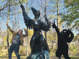 Huge crow sculpture unveiled on King St. in Chatham